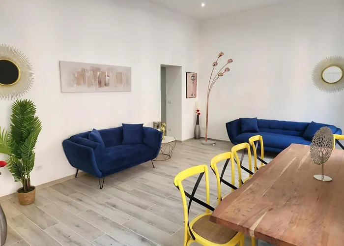 Trastevere Exclusive Three Bedroom * Рим
