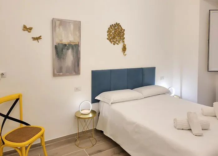 Trastevere Exclusive Three Bedroom *