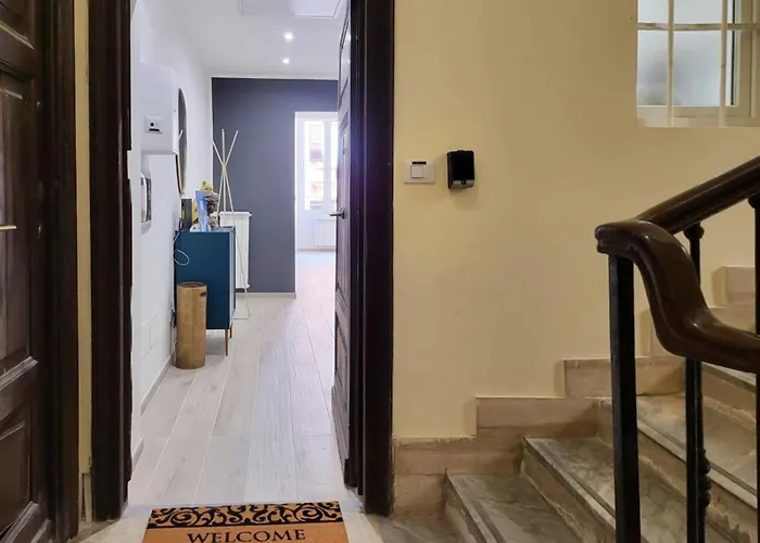 Trastevere Exclusive Three Bedroom *