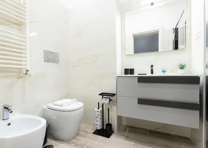Trastevere Exclusive Three Bedroom Апартаменты *