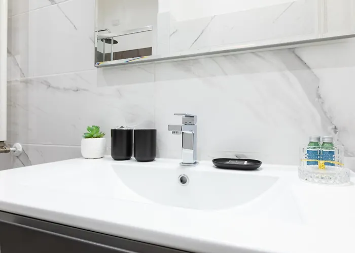 Апартаменты Trastevere Exclusive Three Bedroom *