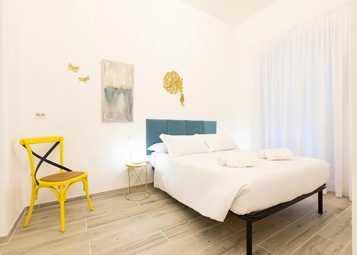 Trastevere Exclusive Three Bedroom Апартаменты *