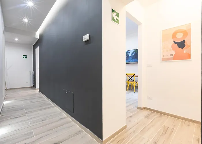 Trastevere Exclusive Three Bedroom *