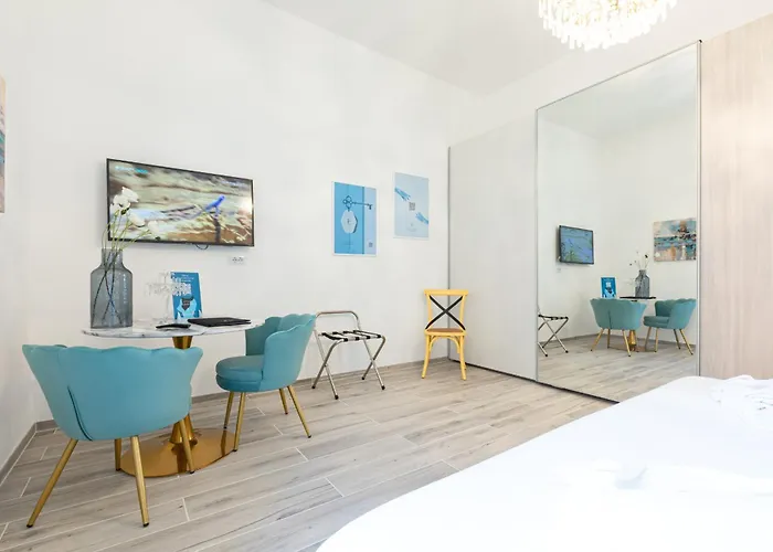 Trastevere Exclusive Three Bedroom Рим