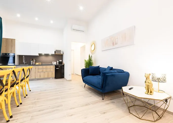 Апартаменты Trastevere Exclusive Three Bedroom *