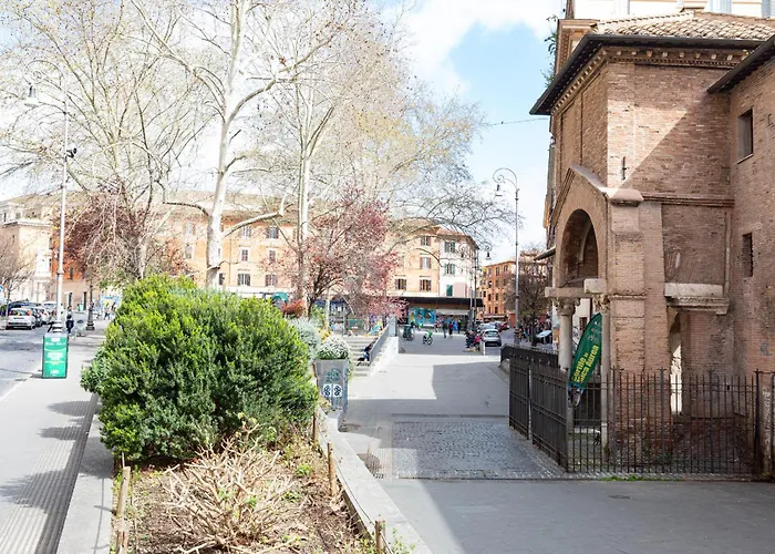 Trastevere Exclusive Three Bedroom Апартаменты